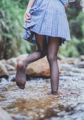 小小姑娘